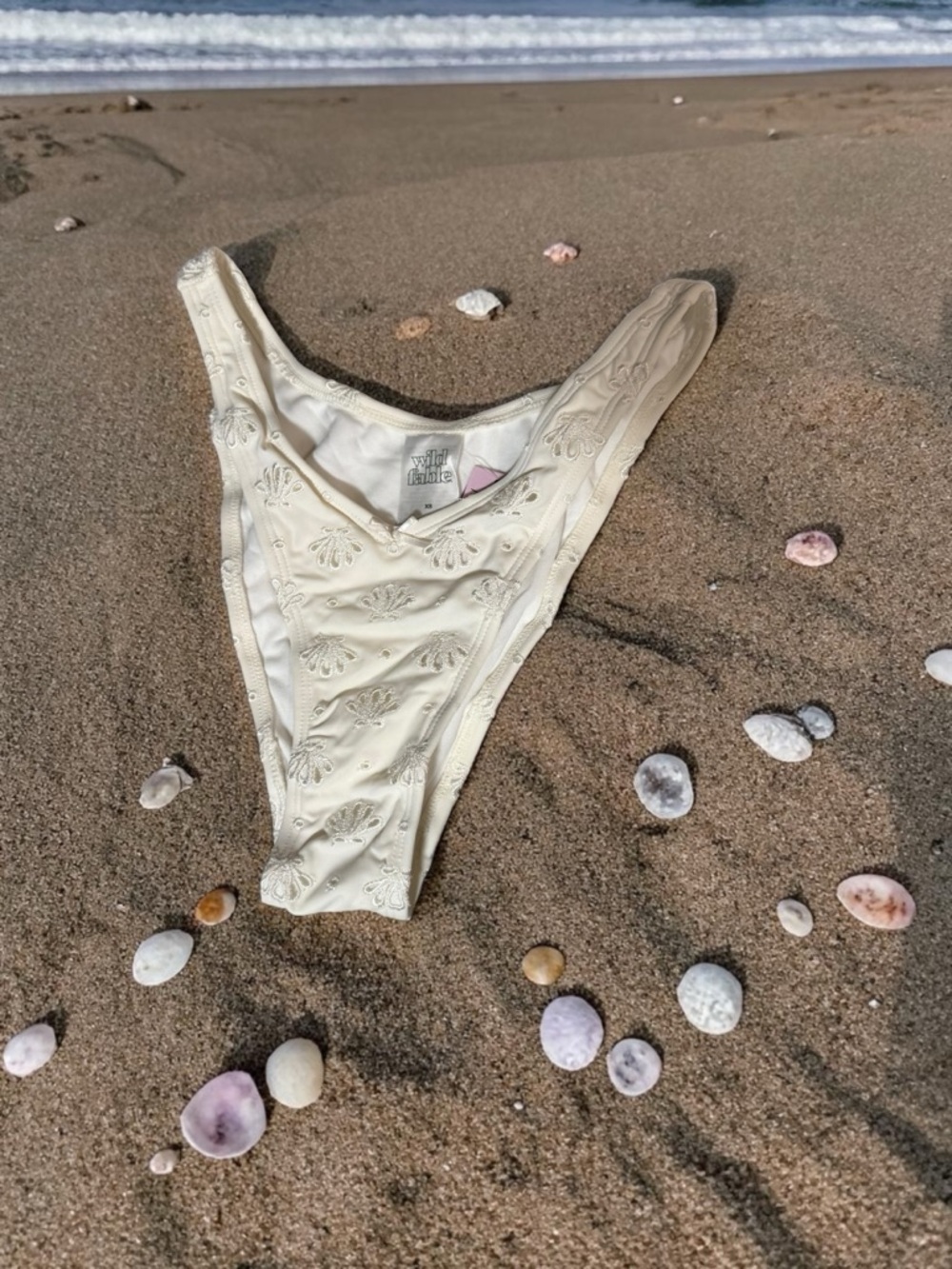 Wild Fable Cream Shell-Embossed High-Cut Bikini Bottom XS
